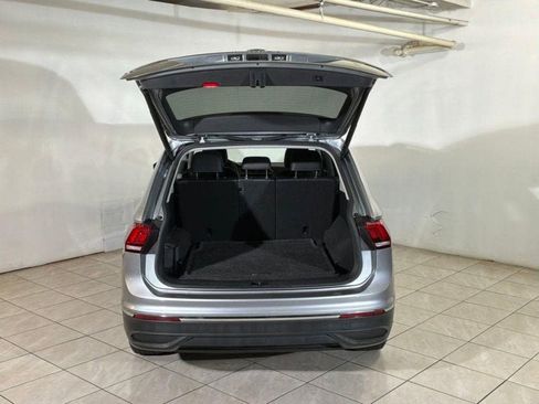 Used 2022 Volkswagen Tiguan SE AWD/4WD image 20