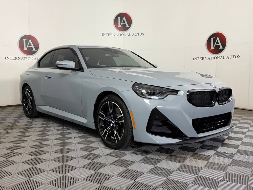 Used 2025 BMW 230i xDrive Coupe w/ M Sport Package AWD/4WD image 1