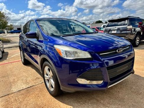 Used 2014 Ford Escape SE FWD image 3
