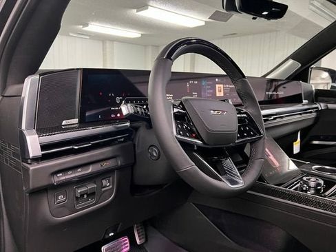 New 2026 Cadillac Escalade V w/ LPO, ONYX Package AWD/4WD image 14