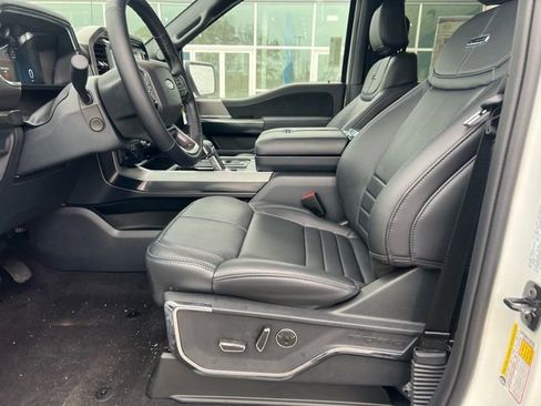 New 2025 Ford F150 Platinum w/ FX4 Off-Road Package AWD/4WD image 4