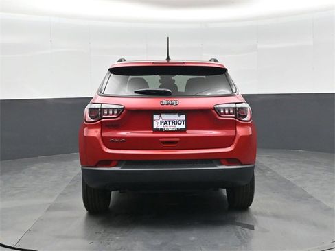 New 2026 Jeep Compass Latitude image 5