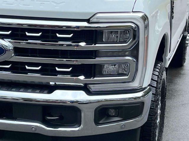 Used 2023 Ford F250 Lariat w/ Tow Technology Package AWD/4WD image 9