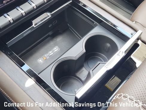 New 2026 GMC Yukon XL Denali Ultimate w/ LPO, Floor Liner Package AWD/4WD image 16