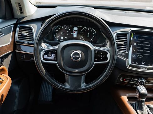 Used 2019 Volvo XC90 T6 Momentum w/ Advanced Package AWD/4WD image 13