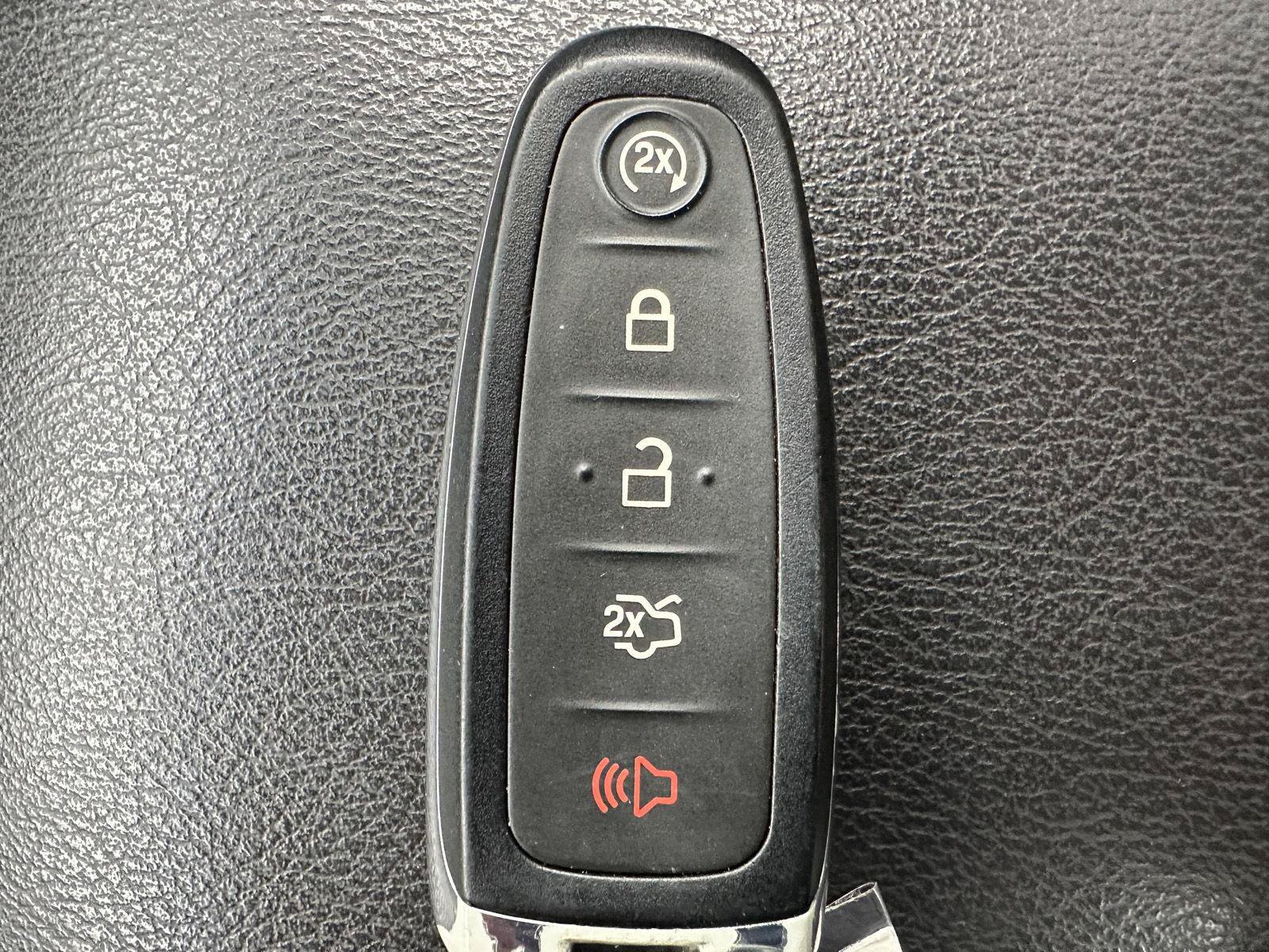 Used 2016 Ford Flex SEL w/ Equipment Group 202A FWD image 14