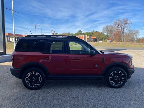 Used 2023 Ford Bronco Sport Outer Banks w/ Tech Package image 10