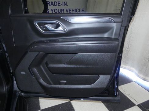 Used 2021 GMC Yukon XL SLT AWD/4WD image 28