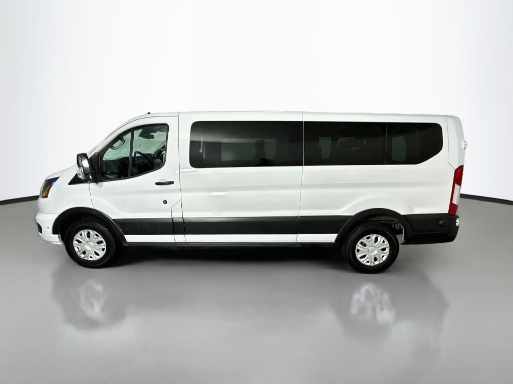 Used 2024 Ford Transit 350 XLT RWD image 4