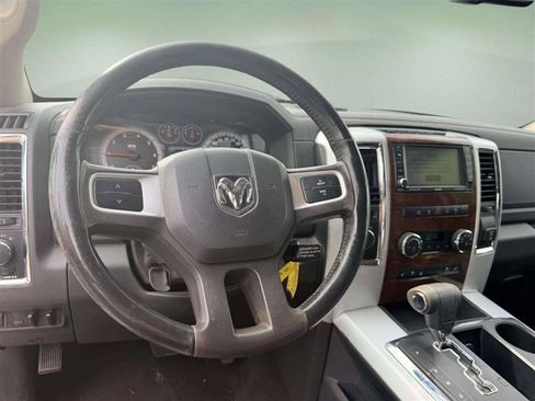 Used 2011 RAM 1500 Laramie AWD/4WD image 10