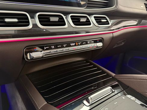 Used 2020 Mercedes-Benz GLS 450 4MATIC image 20