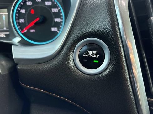 Used 2018 Chevrolet Traverse LT AWD/4WD image 16