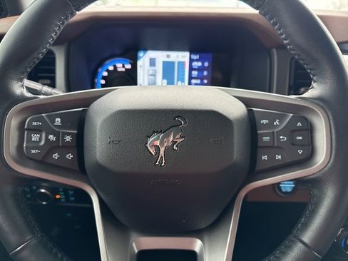 Used 2024 Ford Bronco Outer Banks w/ Sasquatch Package image 20