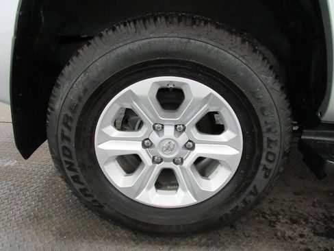 Used 2020 Toyota 4Runner SR5 Premium AWD/4WD image 20