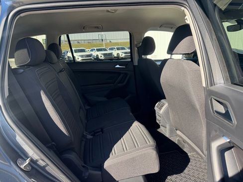 Used 2023 Volkswagen Tiguan S image 33