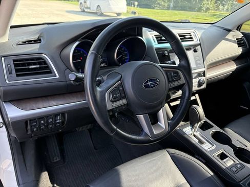 Used 2016 Subaru Outback 2.5i Limited AWD/4WD image 14