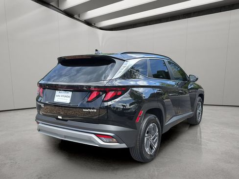 Certified 2025 Hyundai Tucson Blue AWD/4WD image 5