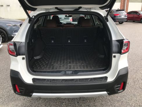 Used 2022 Subaru Outback Touring w/ Popular Package #2 AWD/4WD image 29