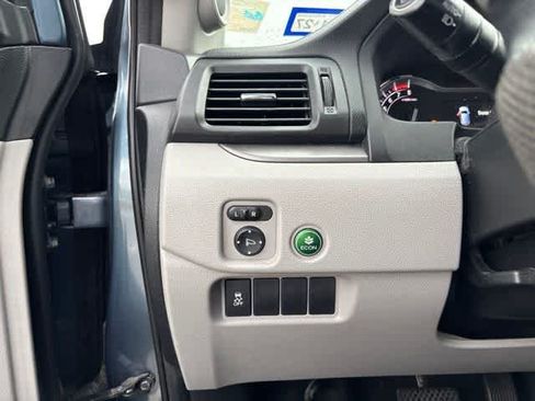 Used 2017 Honda Pilot EX image 10