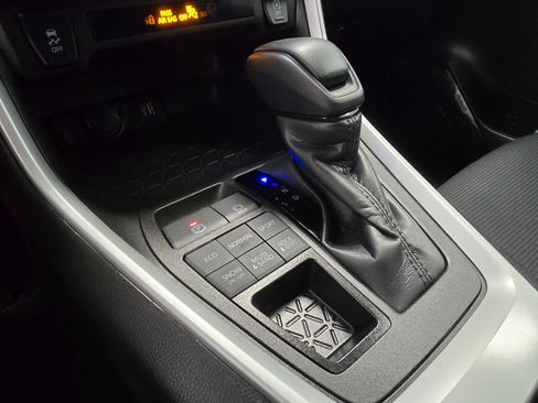 Used 2025 Toyota RAV4 LE image 17