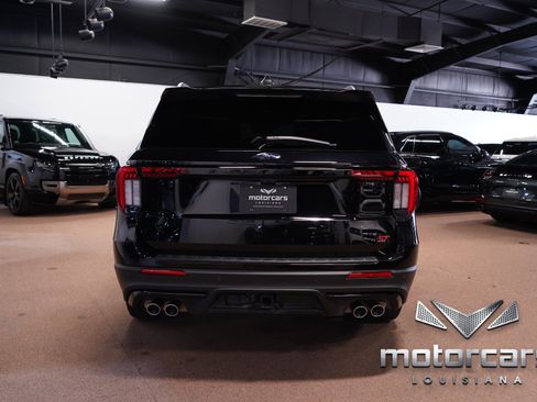 Used 2025 Ford Explorer ST AWD/4WD image 6