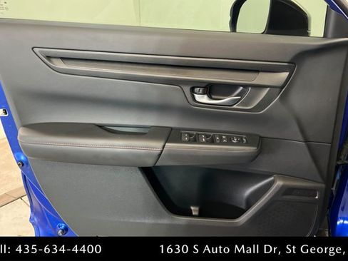 Used 2025 Honda CR-V Sport image 14