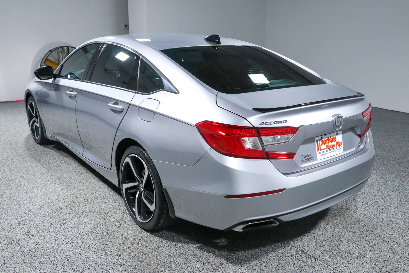 Used 2022 Honda Accord Sport image 9