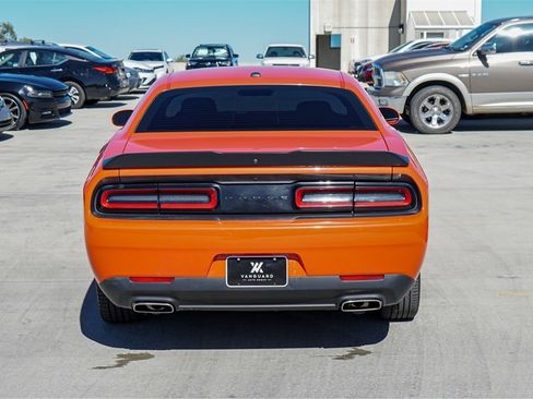 Used 2022 Dodge Challenger SXT w/ Blacktop Package image 7