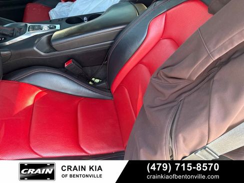 Used 2018 Chevrolet Camaro LT RWD image 14