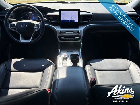 Used 2022 Ford Explorer XLT w/ Equipment Group 202A image 22
