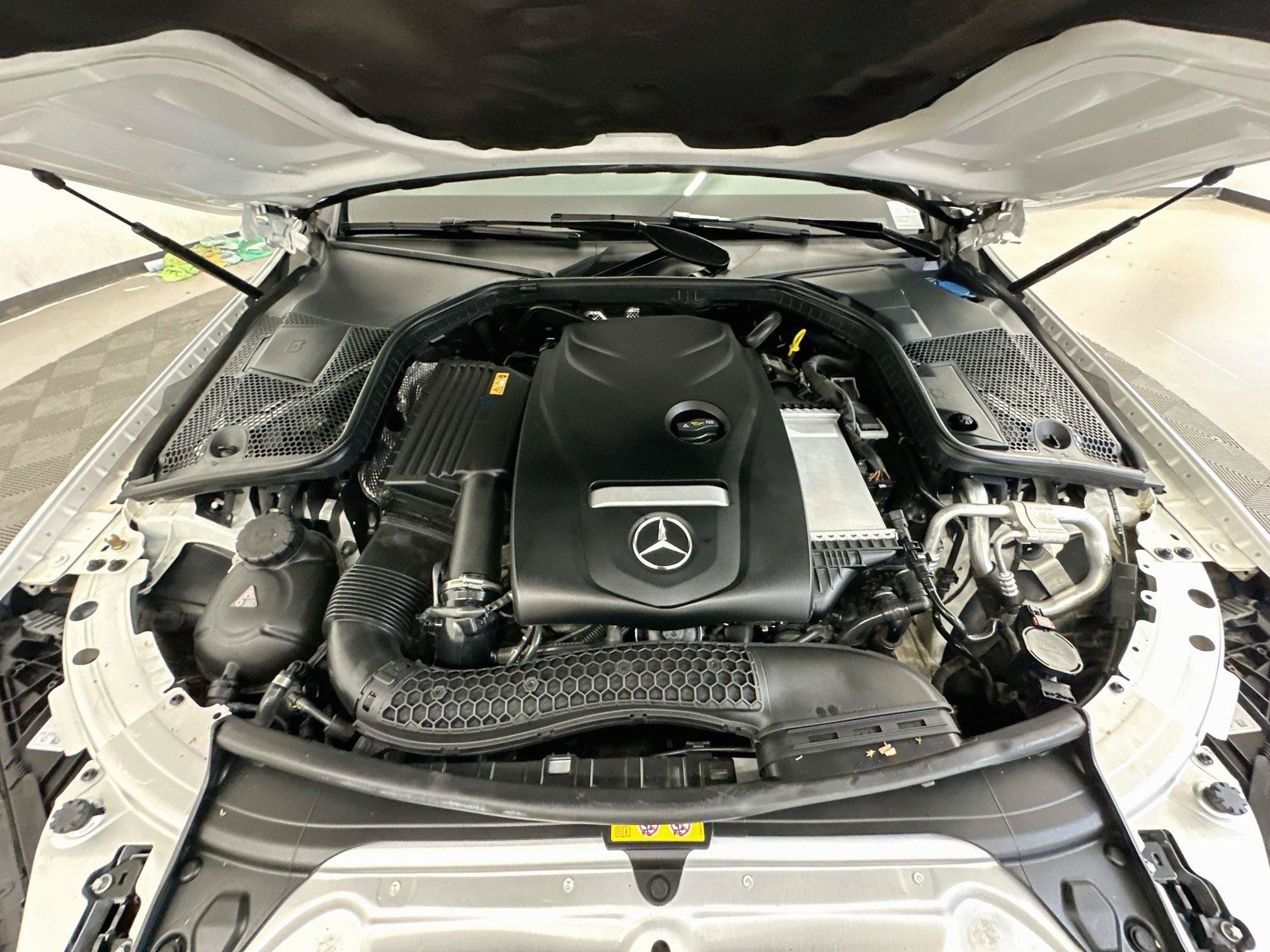 Used 2018 Mercedes-Benz C 300 4MATIC Sedan image 36