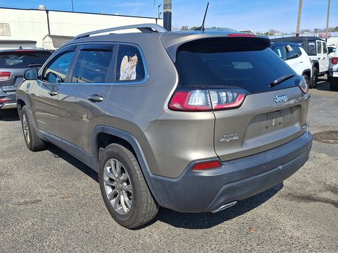 Used 2020 Jeep Cherokee Latitude Lux w/ Comfort/Convenience Group image 4