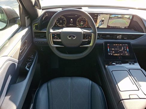 Used 2026 INFINITI QX80 4WD w/ Sport Exterior Package image 11