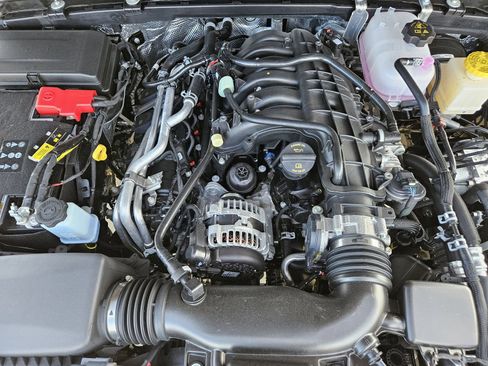 New 2026 Jeep Gladiator Sport AWD/4WD image 28