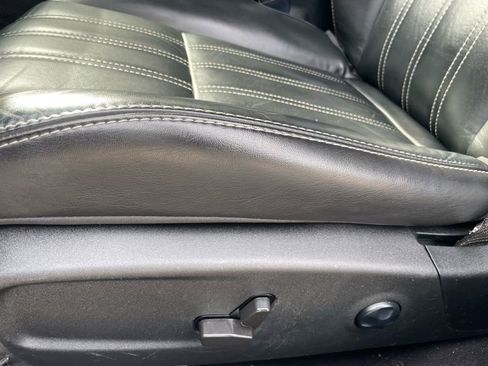 Used 2021 Chrysler 300 S image 12