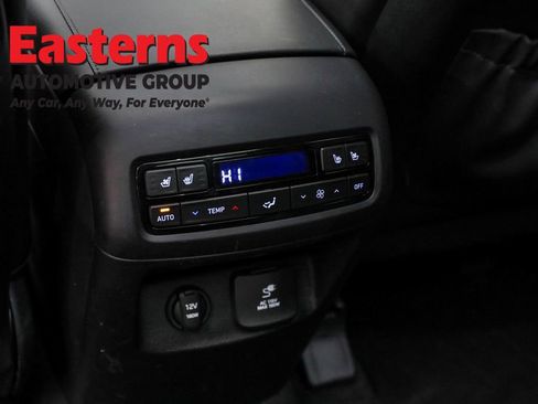 Used 2023 Hyundai Palisade Limited image 24