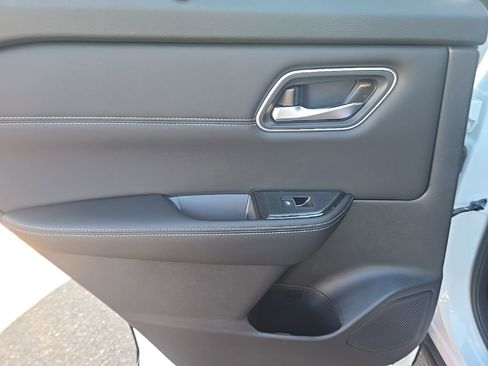 New 2026 Nissan Rogue Platinum w/ Platinum Premium Package image 37