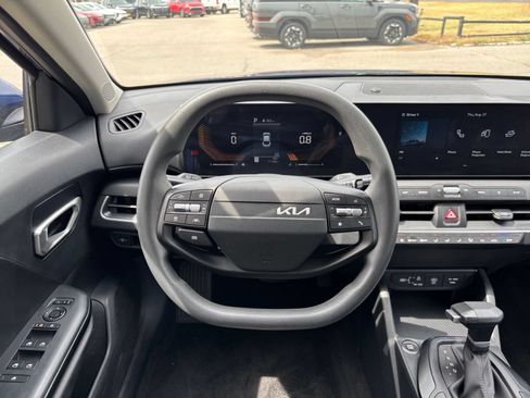 Used 2026 Kia K4 FWD image 22