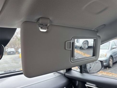 Used 2023 Kia Sportage EX image 31