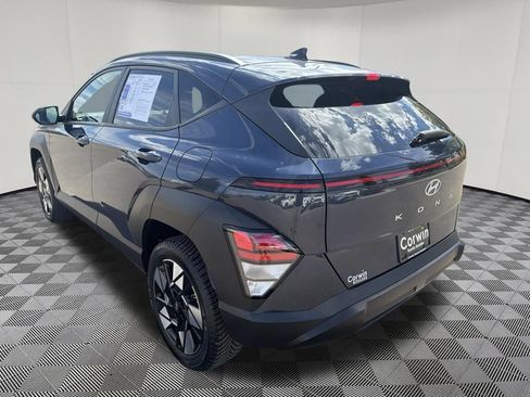 Used 2024 Hyundai Kona SEL AWD/4WD image 5