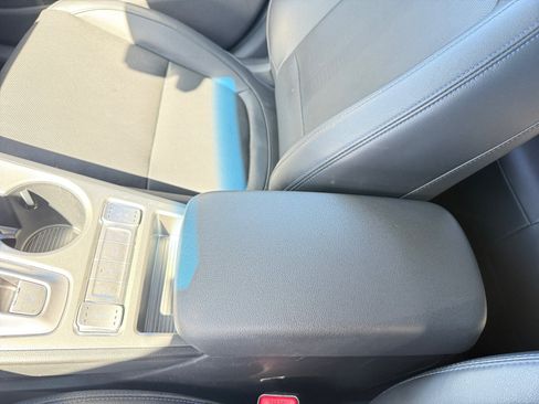 Used 2022 Hyundai Kona Limited FWD image 14