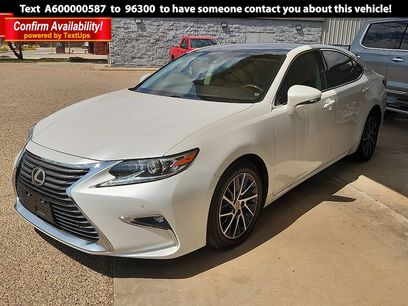 Used 2017 Lexus ES 350 w/ Luxury Package