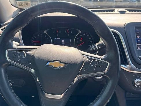 Used 2024 Chevrolet Equinox LT AWD/4WD image 16