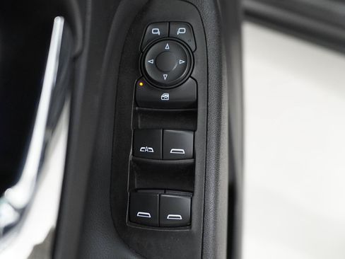 Used 2022 Chevrolet Equinox LT FWD image 22