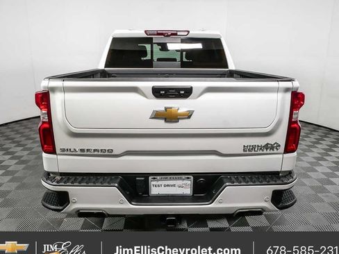 Certified 2024 Chevrolet Silverado 1500 High Country w/ Technology Package AWD/4WD image 28