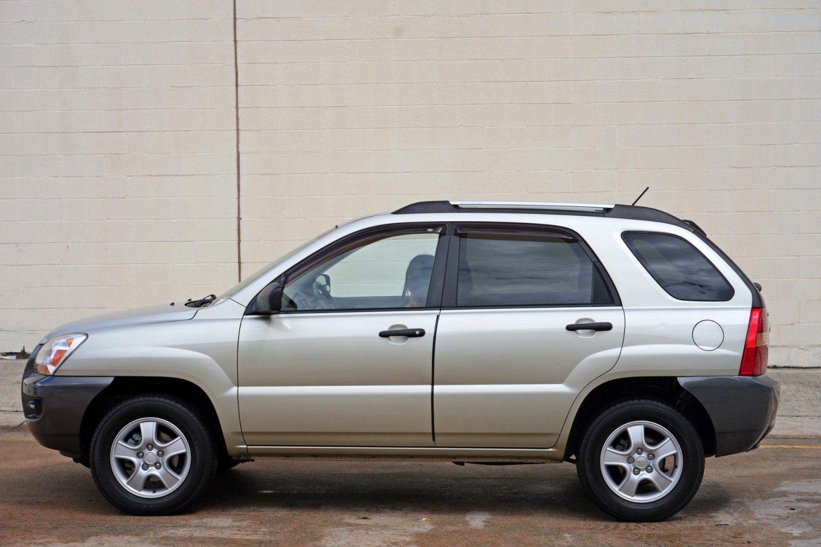 Used 2007 Kia Sportage LX FWD image 38