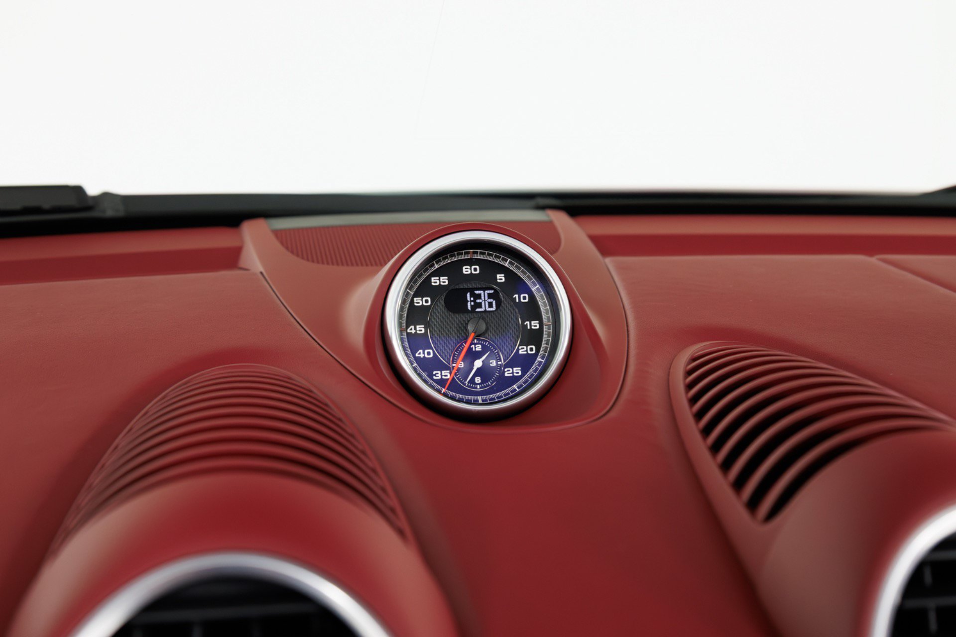 Used 2021 Porsche 718 Boxster RWD image 29