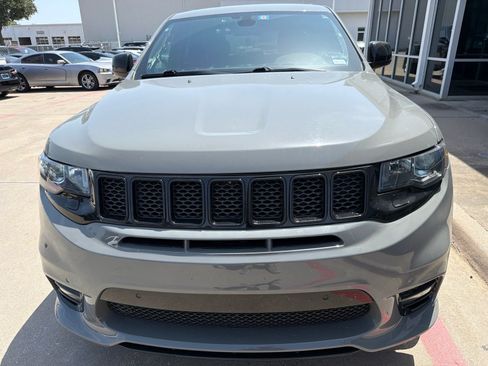 Used 2021 Jeep Grand Cherokee Laredo X RWD image 3