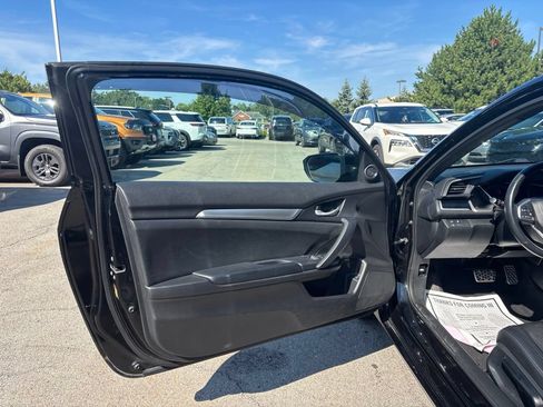 Used 2020 Honda Civic Sport image 15