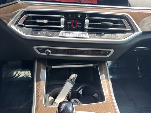 Used 2023 BMW X5 xDrive40i w/ Premium Package image 19